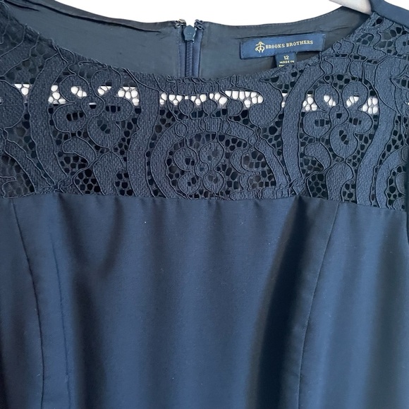 Brooks Brothers navy Fitted/Tailored Dress Lace Inserts-Size 12/More of a 10 - Picture 3 of 13
